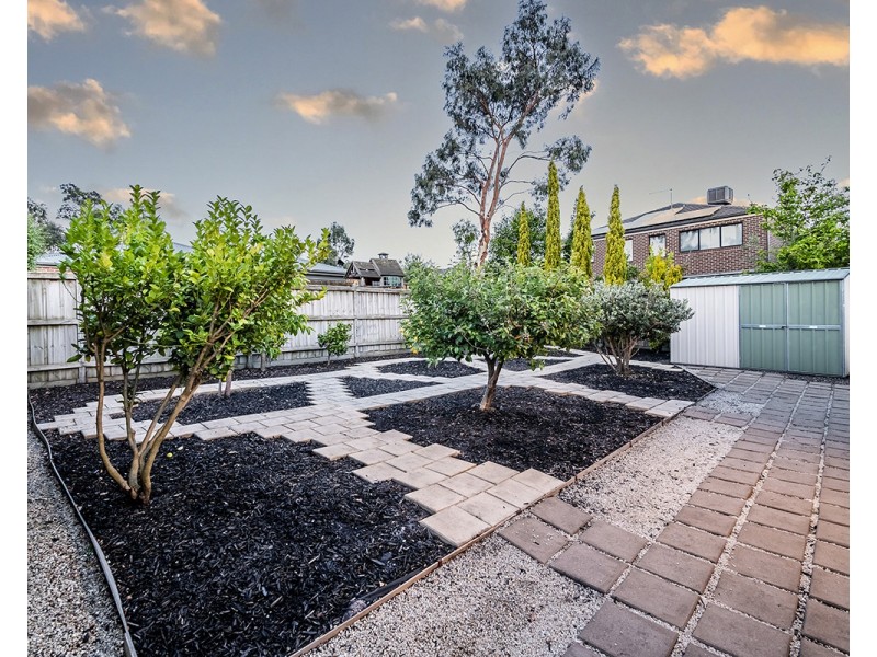 4 Blue Peppermint Court, Lyndhurst VIC 3975