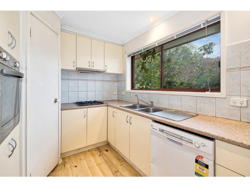 39 Lake View Drive, Narre Warren South VIC 3805