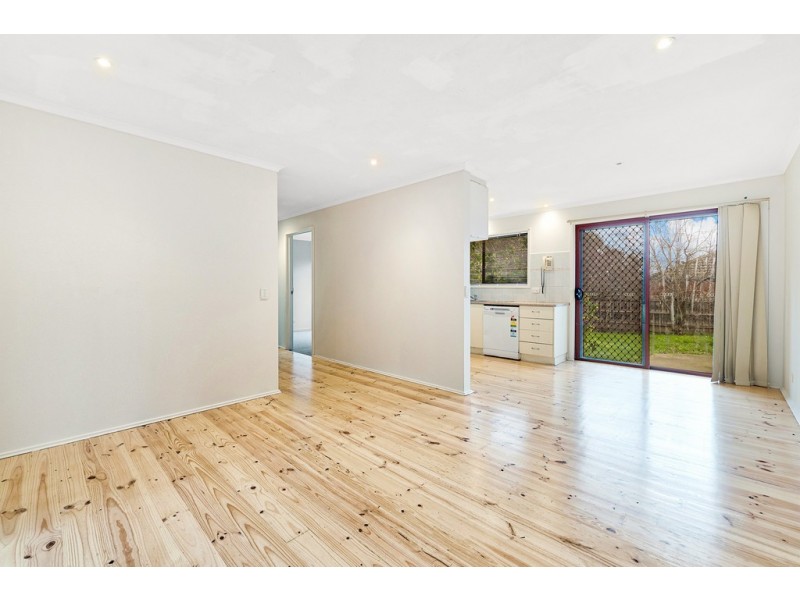 39 Lake View Drive, Narre Warren South VIC 3805
