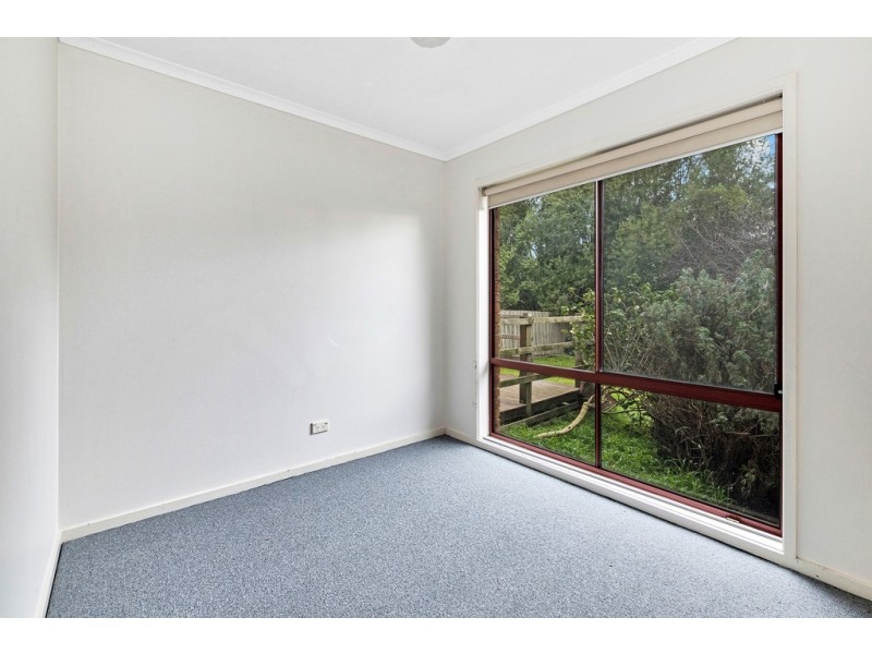 39 Lake View Drive, Narre Warren South VIC 3805