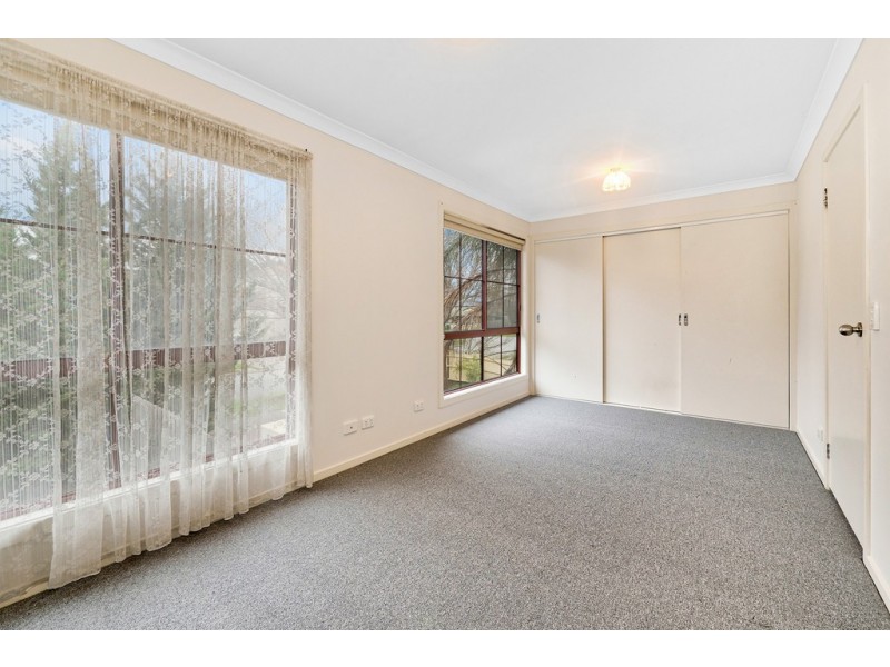 39 Lake View Drive, Narre Warren South VIC 3805