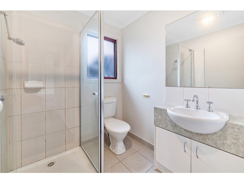 39 Lake View Drive, Narre Warren South VIC 3805