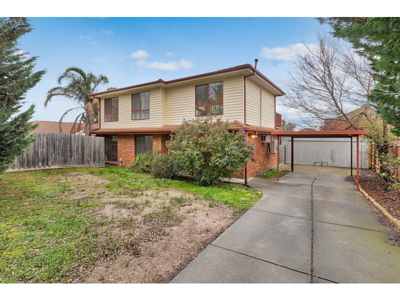 39 Lake View Drive, Narre Warren South VIC 3805