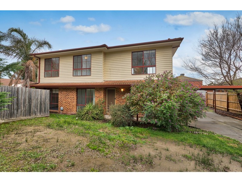 39 Lake View Drive, Narre Warren South VIC 3805