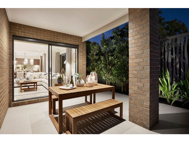 16 Welsh Crescent, Clyde North VIC 3978