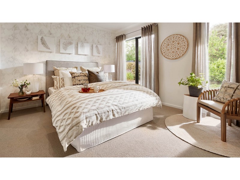 16 Welsh Crescent, Clyde North VIC 3978