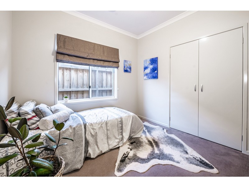 18 Anfield Road, Clyde North VIC 3978