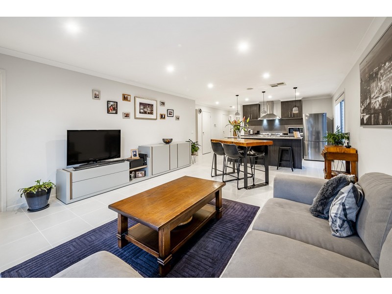 40 Green Gully Road, Clyde VIC 3978