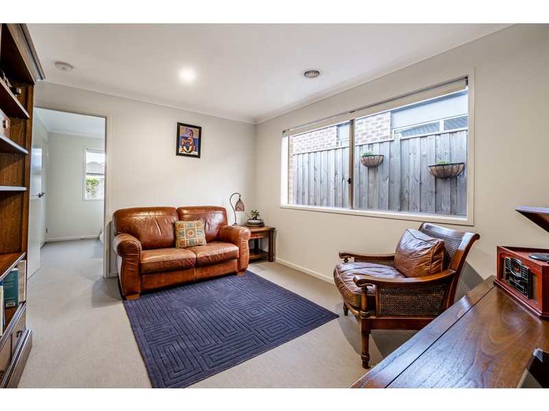 40 Green Gully Road, Clyde VIC 3978