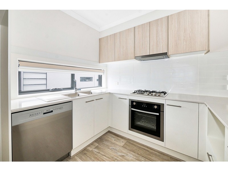 33 Bianca Court, Pakenham VIC 3810