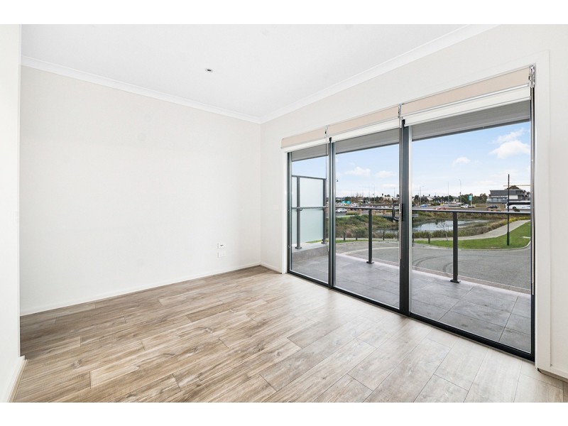 33 Bianca Court, Pakenham VIC 3810