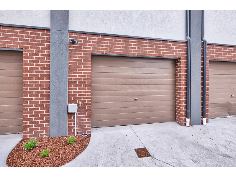 33 Bianca Court, Pakenham VIC 3810