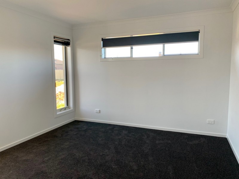 20 Shirley Street, Pakenham VIC 3810