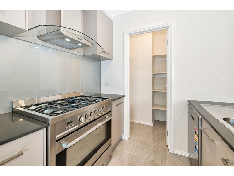 3 Moroak Crescent, Clyde North VIC 3978