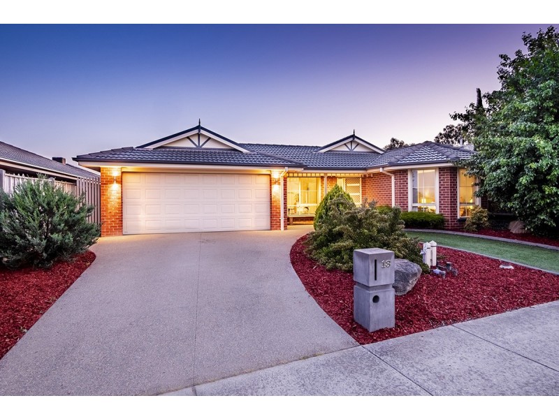 13 Donohue Street, Cranbourne East VIC 3977