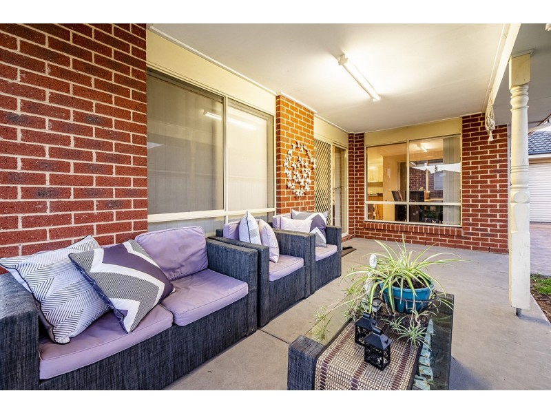 13 Donohue Street, Cranbourne East VIC 3977