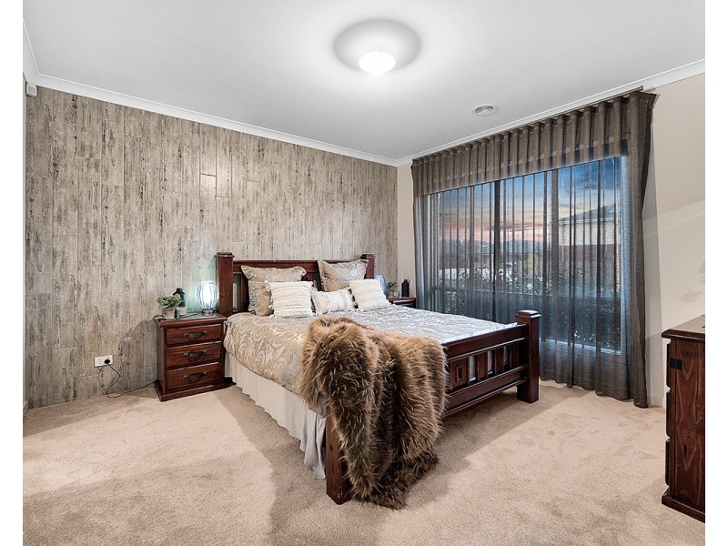 208 Alisma Boulevard, Cranbourne North VIC 3977