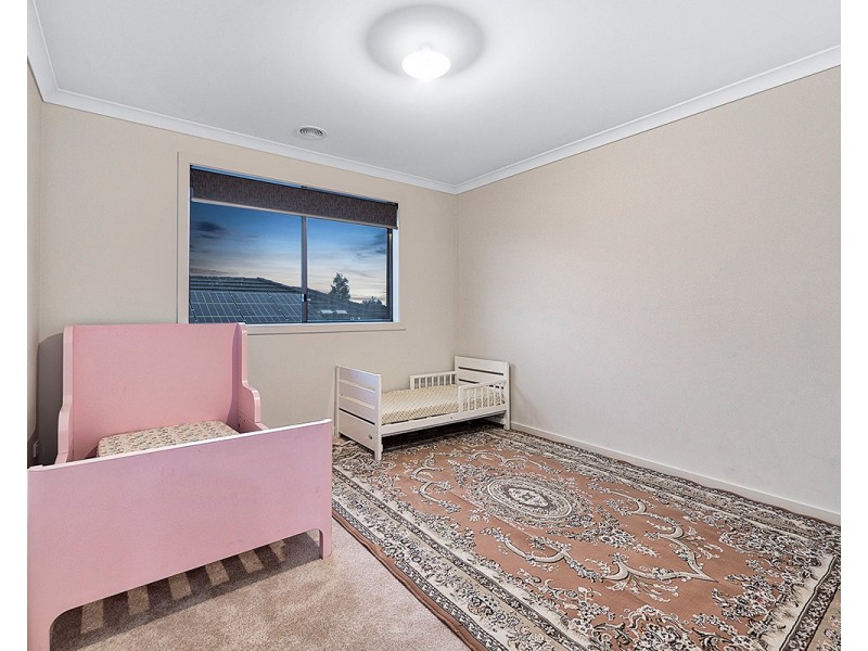 208 Alisma Boulevard, Cranbourne North VIC 3977