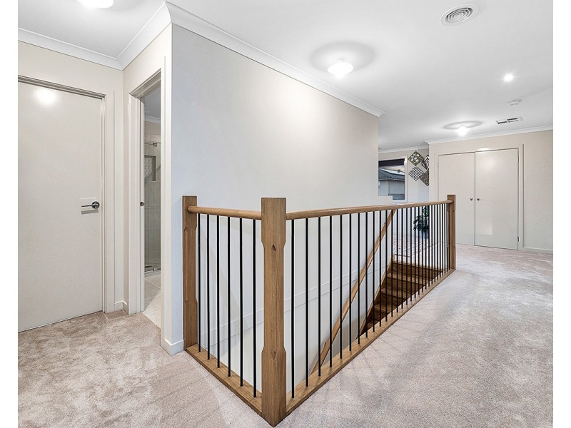 208 Alisma Boulevard, Cranbourne North VIC 3977