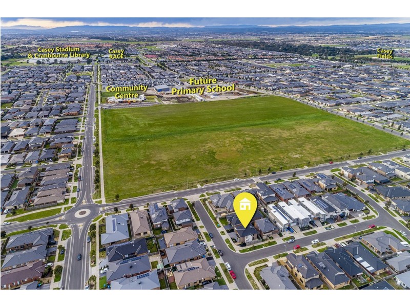 1 Symons Street, Cranbourne East VIC 3977