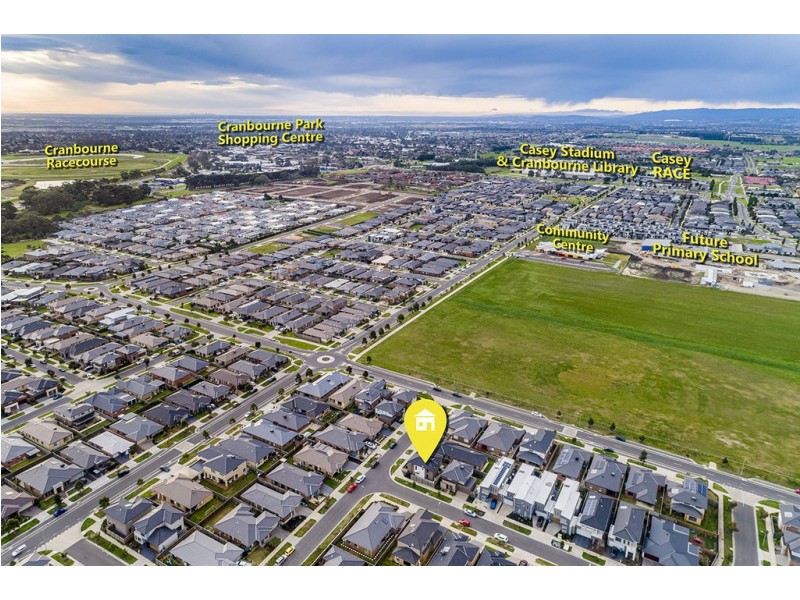 1 Symons Street, Cranbourne East VIC 3977