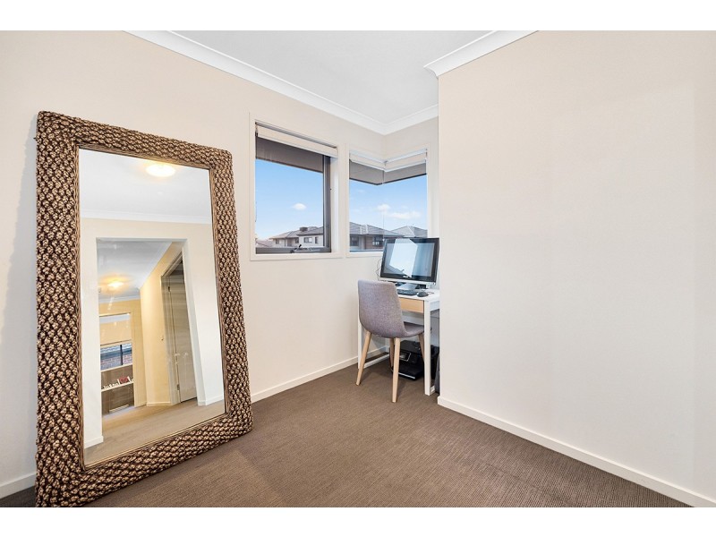 1 Symons Street, Cranbourne East VIC 3977
