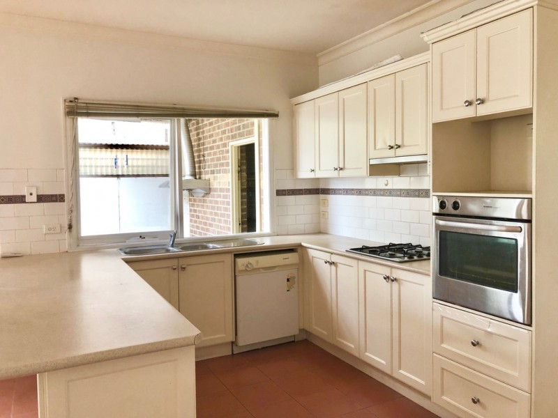 16 Darcy Niland Crescent, Lynbrook VIC 3975