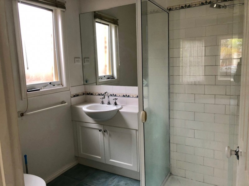 16 Darcy Niland Crescent, Lynbrook VIC 3975