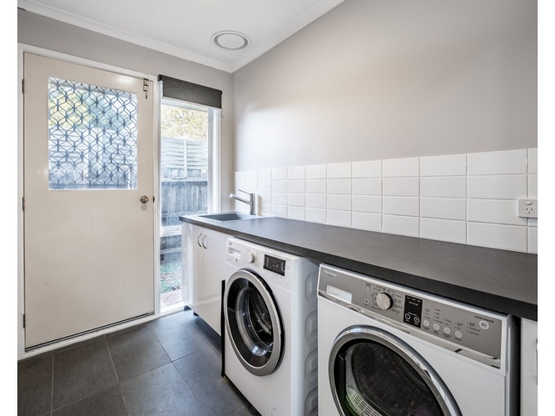 7 Filbert Court, Cranbourne North VIC 3977