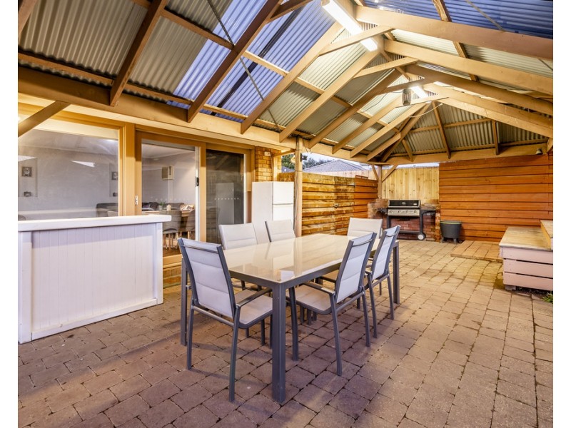 7 Filbert Court, Cranbourne North VIC 3977