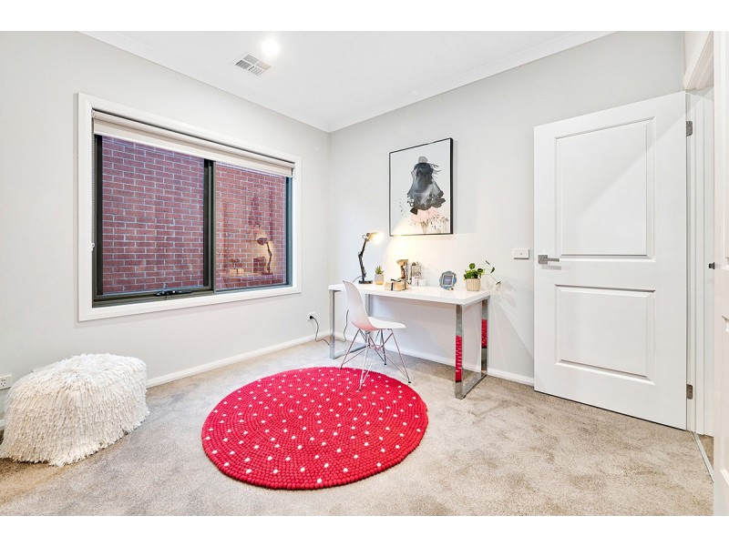 8 and 10 Owlcat Avenue, Clyde North VIC 3978