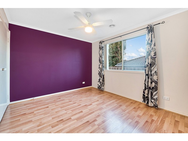 48 Earlsfield Drive, Berwick VIC 3806