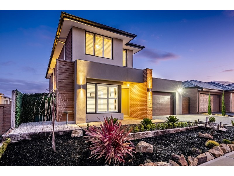 14 Moorgate Road, Clyde North VIC 3978