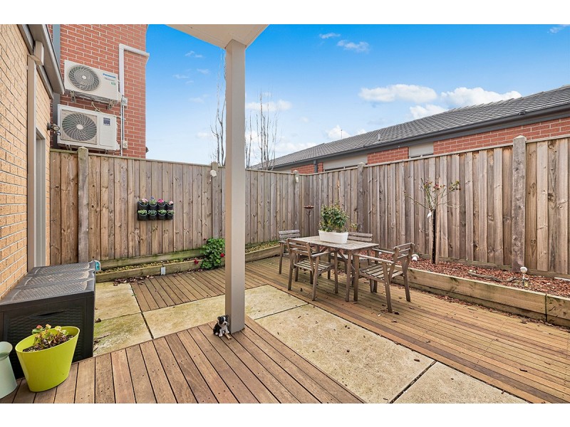63 Morningside Boulevard, Cranbourne West VIC 3977