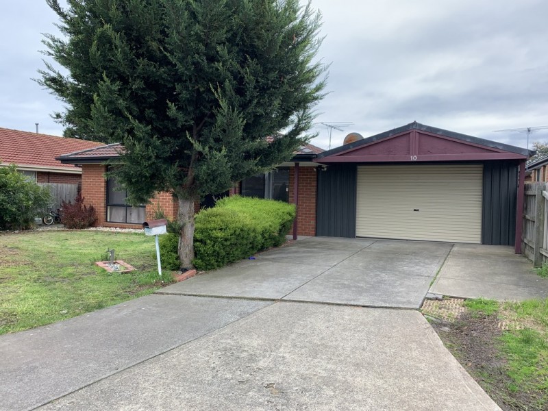 10 Jaye Place, Cranbourne West VIC 3977