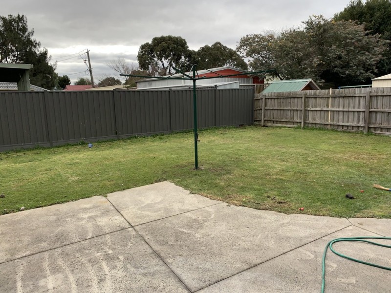 10 Jaye Place, Cranbourne West VIC 3977