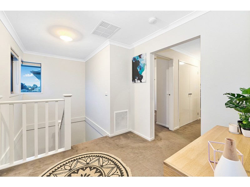 53a Royaloak Crescent, Cranbourne East VIC 3977