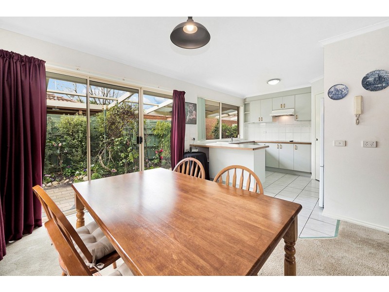 4/15-17 Lyall Street, Cranbourne VIC 3977