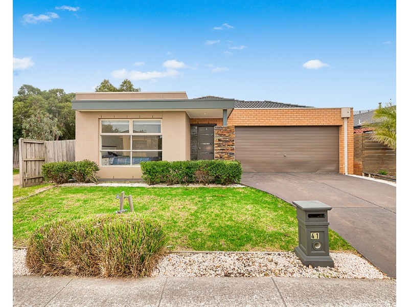 41 Gregson Grove, Lyndhurst VIC 3975