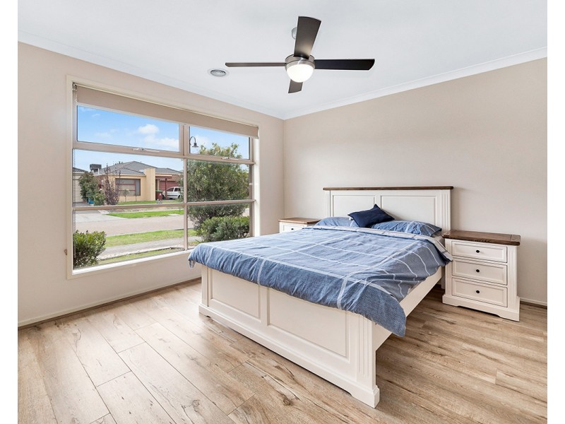 41 Gregson Grove, Lyndhurst VIC 3975