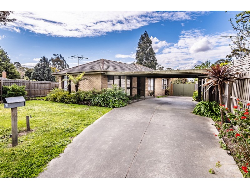 43 Wallace Road, Cranbourne VIC 3977