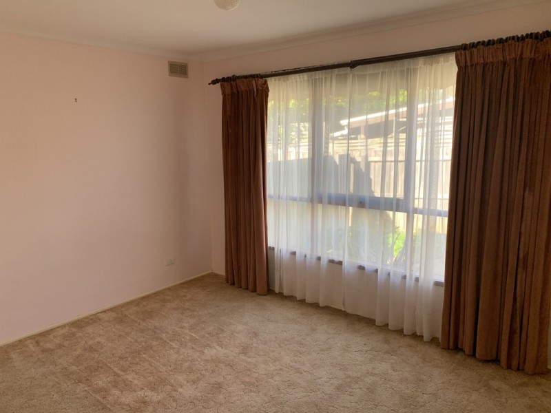 43 Wallace Road, Cranbourne VIC 3977