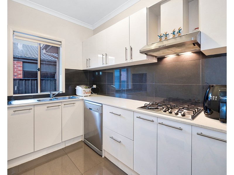 176 Selandra Boulevard, Clyde North VIC 3978
