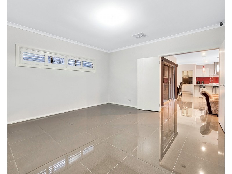 176 Selandra Boulevard, Clyde North VIC 3978