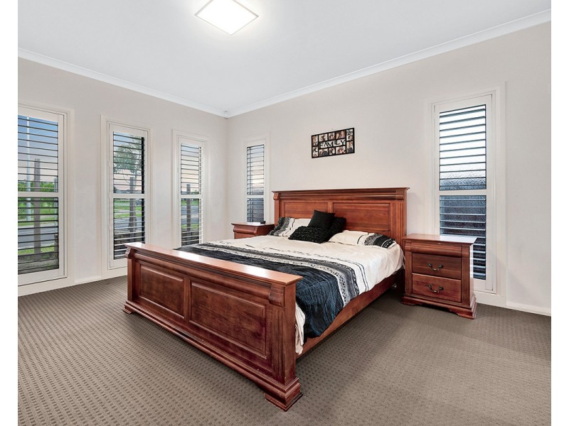 176 Selandra Boulevard, Clyde North VIC 3978