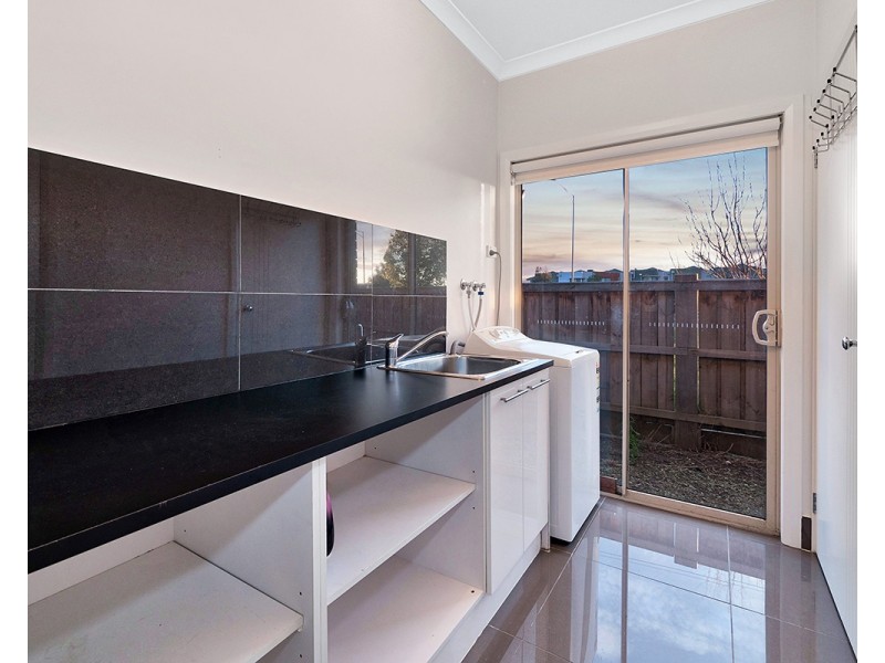 176 Selandra Boulevard, Clyde North VIC 3978