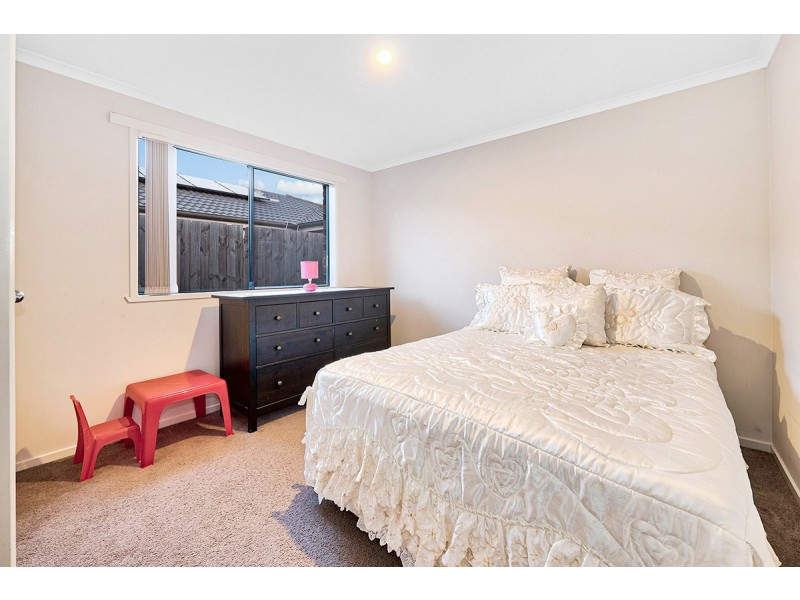 13 Raven Court, Pakenham VIC 3810