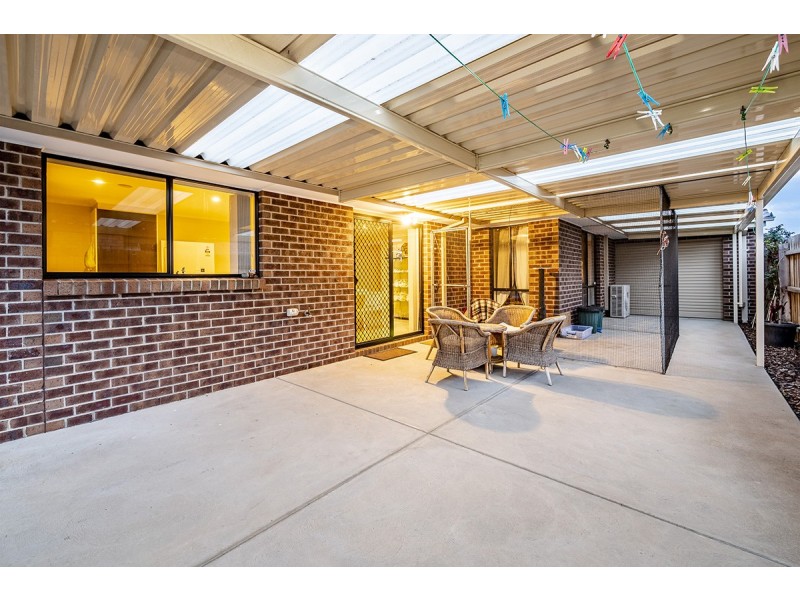 13 Raven Court, Pakenham VIC 3810