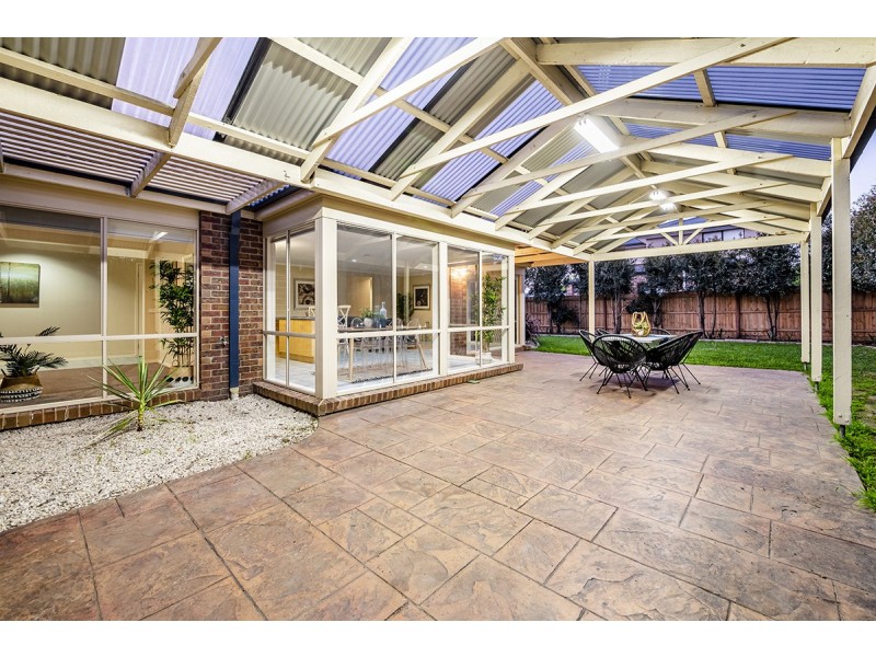 22 Bounty Way, Berwick VIC 3806