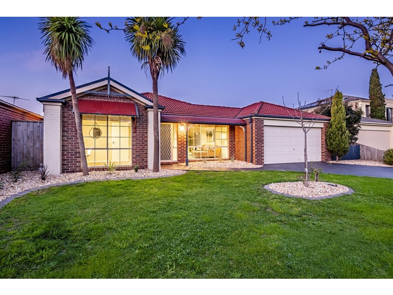 22 Bounty Way, Berwick VIC 3806